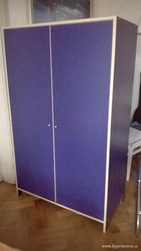 Dětská šatní skříň IKEA modrá - foto 1
