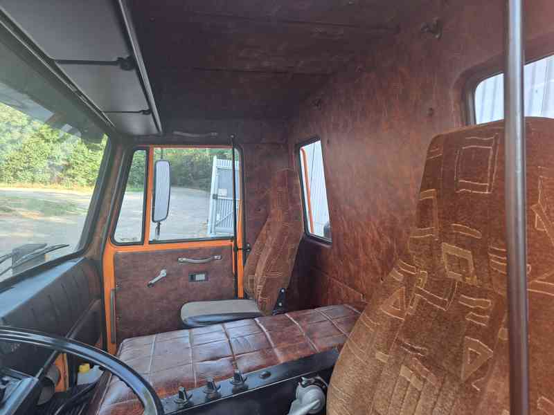 Kabina Tatra 815 T1 - foto 5