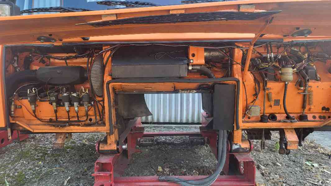 Kabina Tatra 815 T1 - foto 7