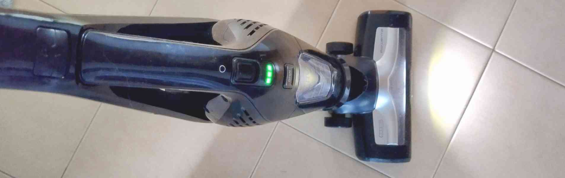 ROWENTA aku Tyčový a ruční vysavač Dual Force 2V1 RH6735WH - foto 10