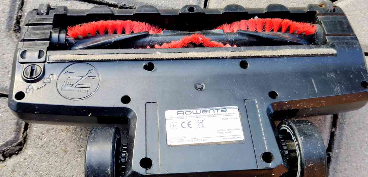 ROWENTA aku Tyčový a ruční vysavač Dual Force 2V1 RH6735WH - foto 5