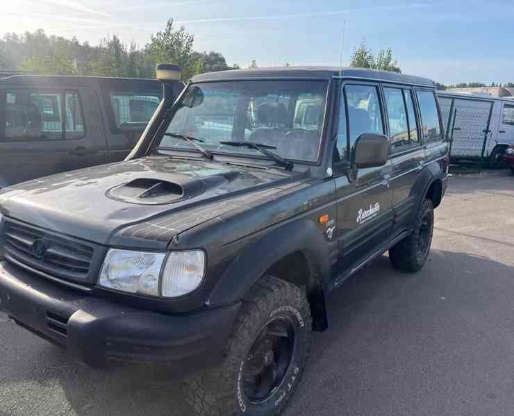 Hyundai Galloper 2,5 TD Exceed 4x4 73kw - foto 7