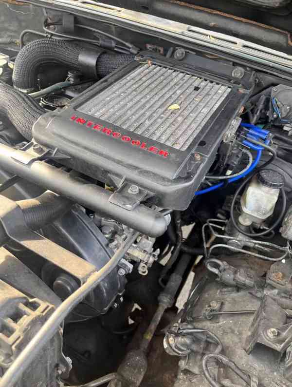 Hyundai Galloper 2,5 TD Exceed 4x4 73kw - foto 5