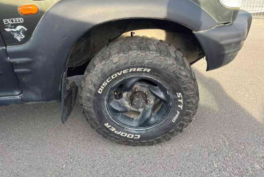 Hyundai Galloper 2,5 TD Exceed 4x4 73kw - foto 4