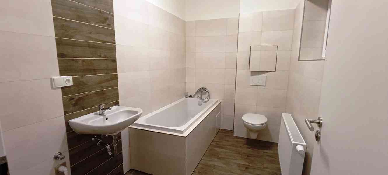 Prodej moderních, úsporných bytů Hevlín - foto 5