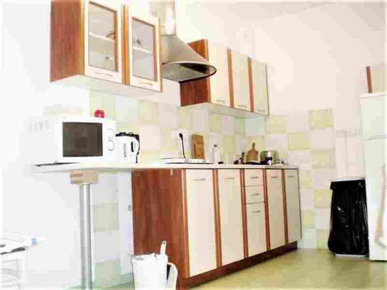 2X 2.lůž. pokoj pro studenty/ky/pár, pračka, sušička, centr - foto 3