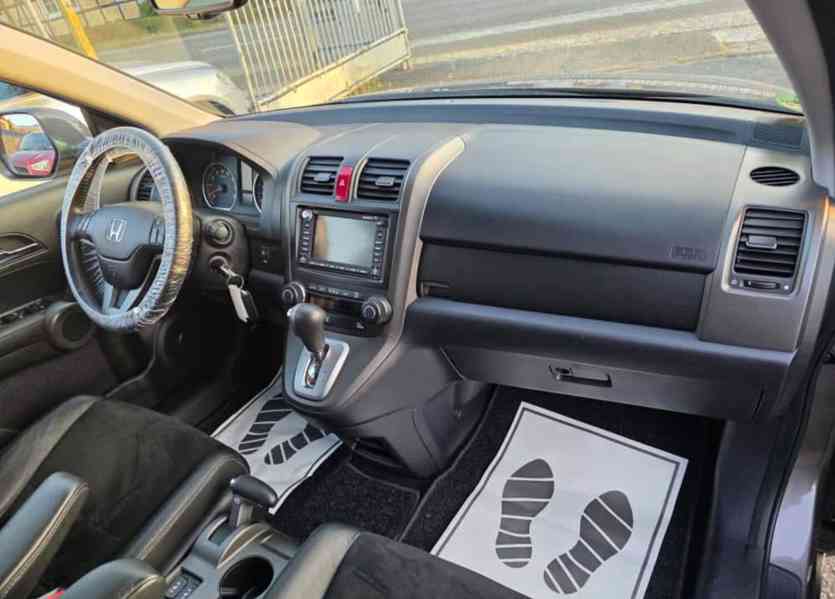 Honda CR-V 2,0i Elegance 4X4 benzín 110kw - foto 17