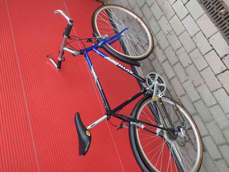 Trekové/crossove kolo "22" stav nové  - foto 7