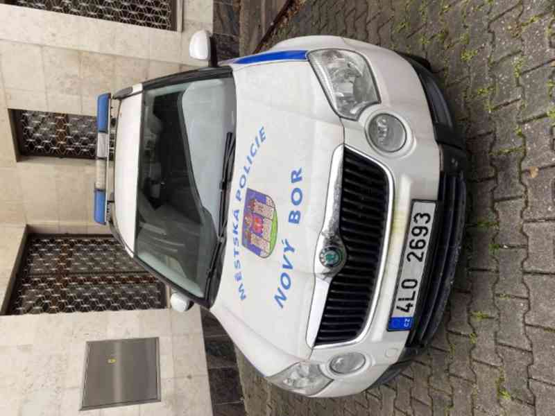 Škoda Yeti 2.0 TDI, 81 kW, 2011 – od 35 000 Kč (aukce) - foto 15