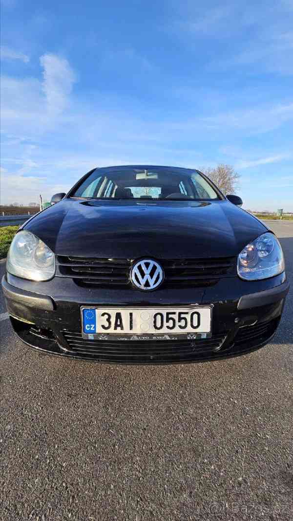 Volkswagen Golf 1,6   BENZIN - foto 4