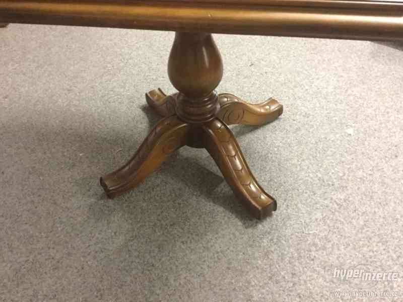 Konferenční stolek na jedné noze - foto 2