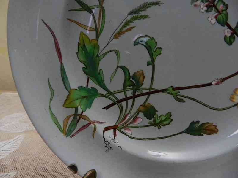 Zajímavý starý ručně malovaný keramický Talíř Květiny Hmyz - foto 3