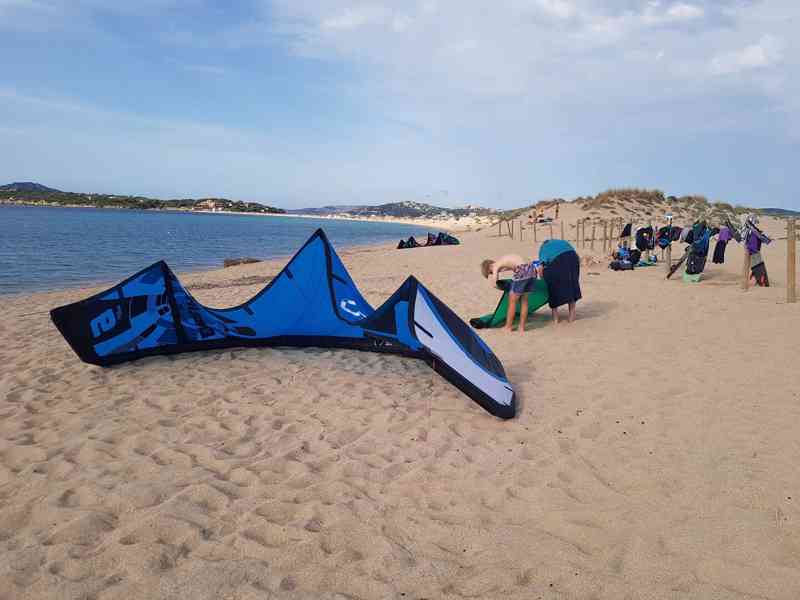 Prodám KITE OZONE ENDURO 9m – KOMPLET – kite, bar a bag - foto 1