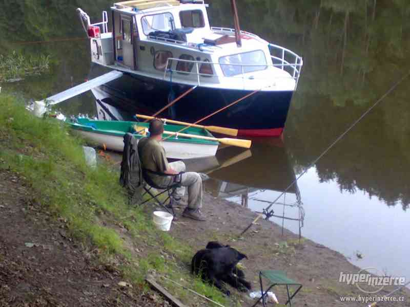 Říční kajutová loď - foto 1