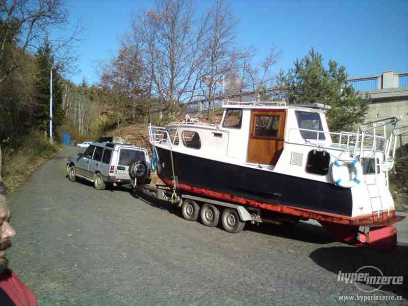 Říční kajutová loď - foto 2