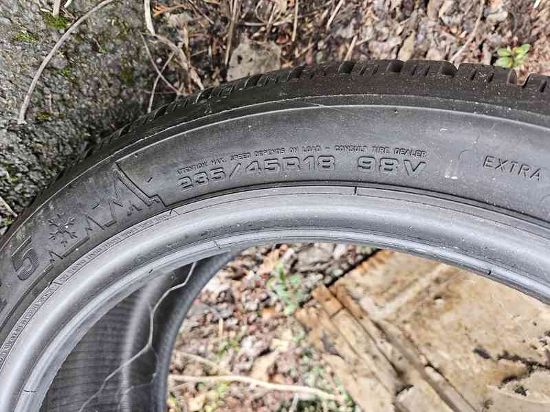 ZIMNÍ PNEU 235/45 r18  - foto 5