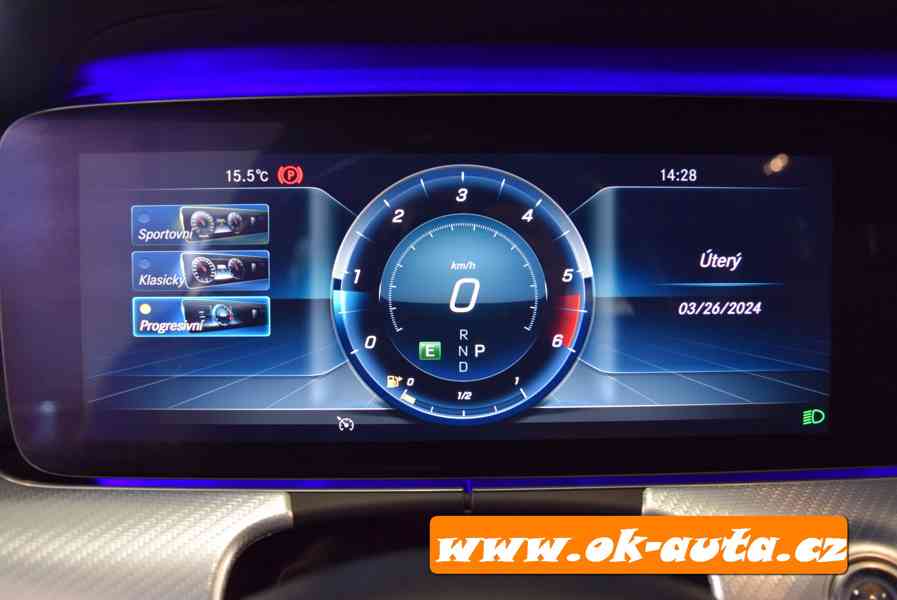 Mercedes-Benz Třídy E 220 D 143kW LCD COCKPIT 12/2019-DPH - foto 26