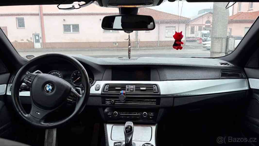 BMW Řada 5 3,0   530xDrive f11 190kw - foto 7
