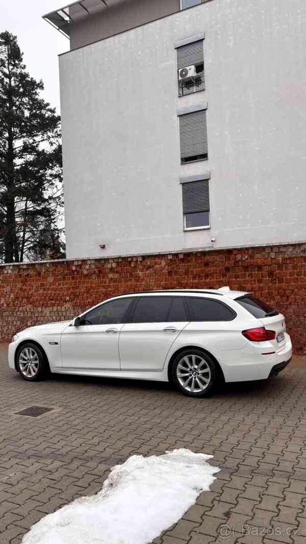 BMW Řada 5 3,0   530xDrive f11 190kw - foto 12