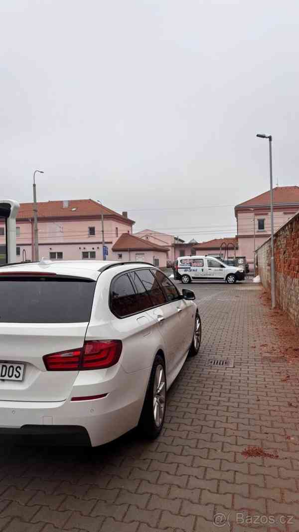 BMW Řada 5 3,0   530xDrive f11 190kw - foto 3