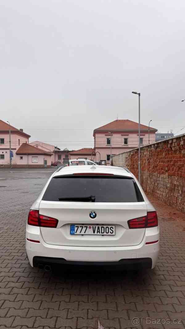 BMW Řada 5 3,0   530xDrive f11 190kw - foto 2