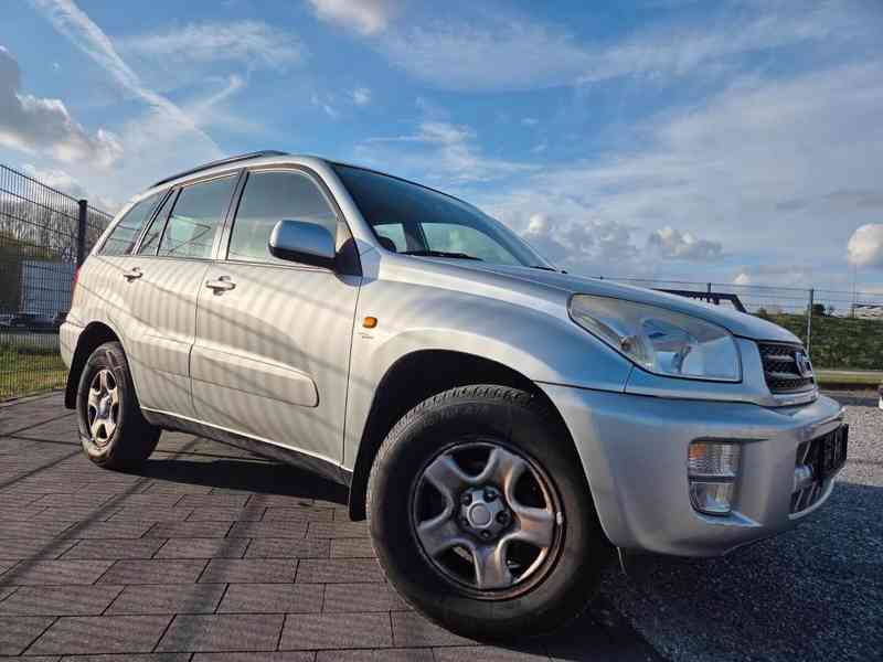 Toyota RAV 4 2.0i 4x4 Limited benzín 110kw - foto 7