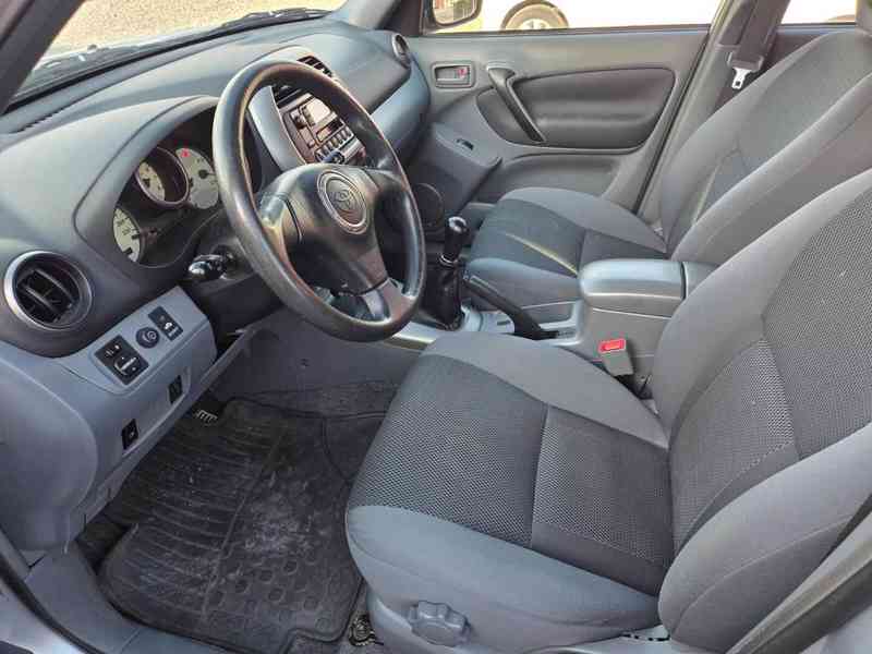 Toyota RAV 4 2.0i 4x4 Limited benzín 110kw - foto 10