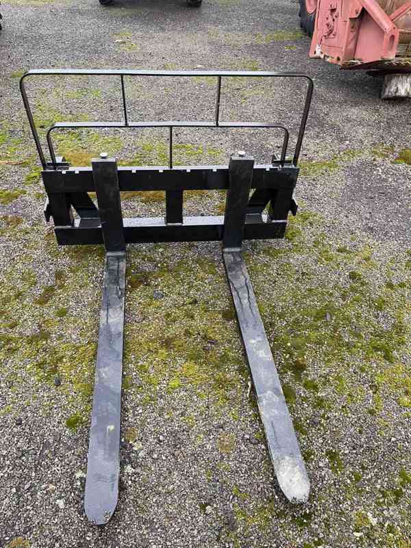 Paletizační vidle kované,euro úchyt dle euro normy.  - foto 5