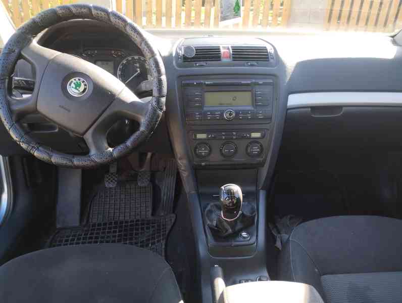 Skoda Octavia 1,9 TDi combi - foto 4