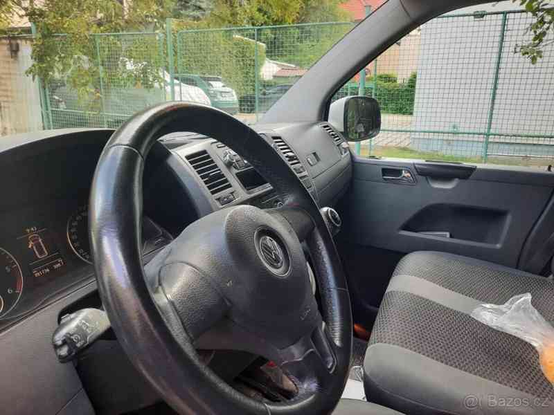 Volkswagen Transporter T5, rok výroby 2012 - foto 3