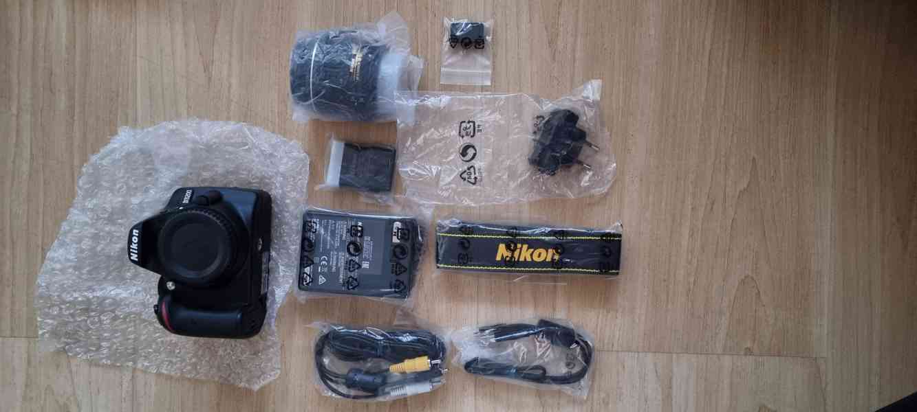 Nikon D3200 - foto 2