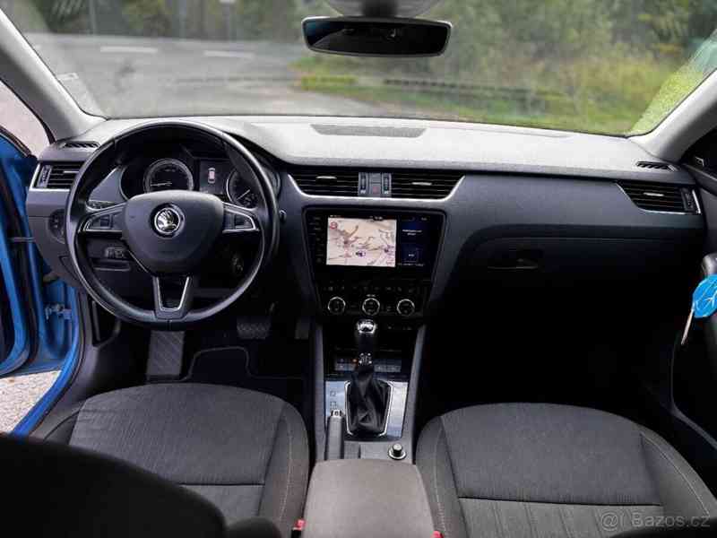 Škoda Octavia 1,6   III - foto 6