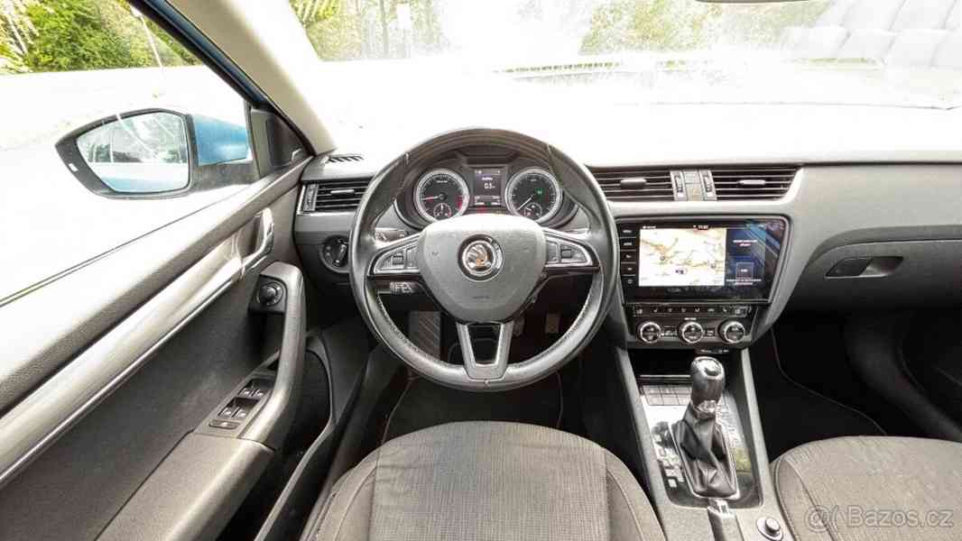 Škoda Octavia 1,6   III - foto 5