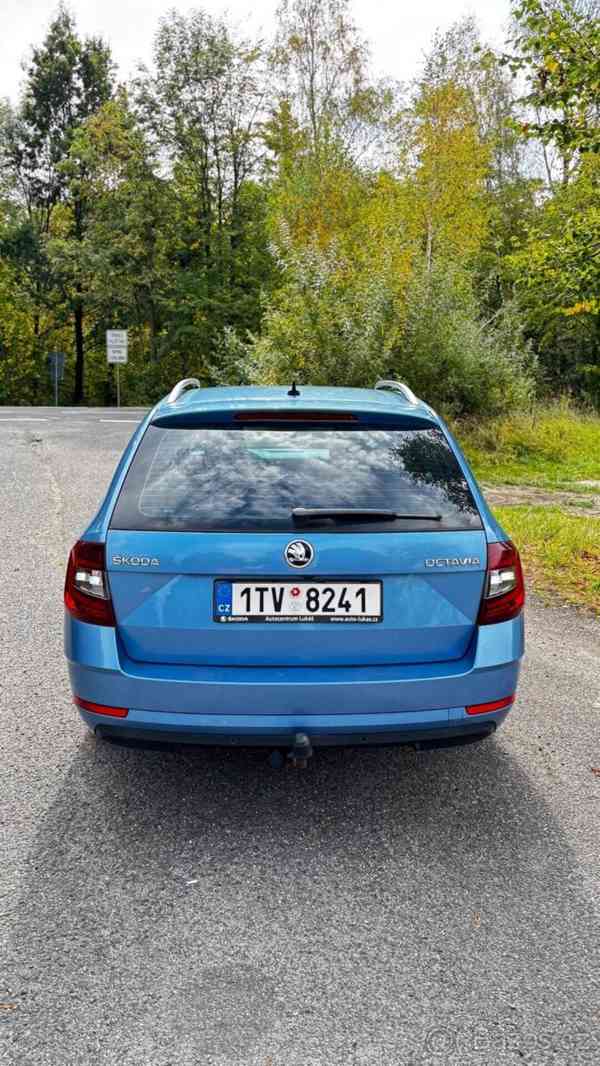 Škoda Octavia 1,6   III - foto 2