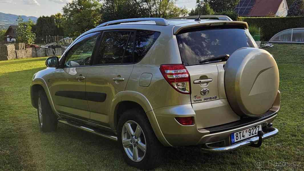 Toyota RAV4 2,0   4x4 LPG, 116 kW, KŮŽE, TAŽNÉ - foto 4