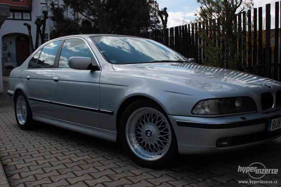 BMW E39, 530d, serviska, plná výbava, udržovaný interier - foto 1