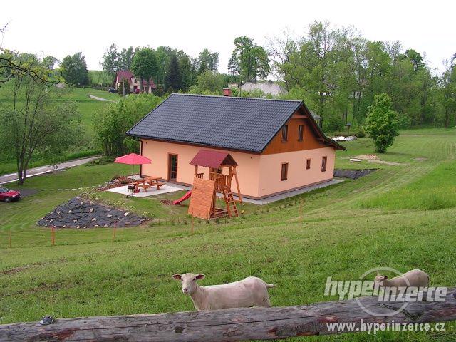 Pronájem chalupy s vnitřním vyhřívaným bazénem...8 +2 osobo - foto 4