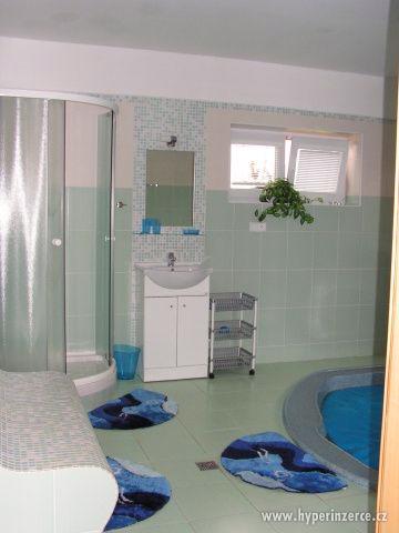 Pronájem chalupy s vnitřním vyhřívaným bazénem...8 +2 osobo - foto 7