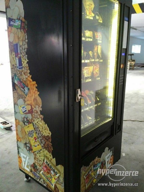 Spirálový vydejní potravinový automat - foto 2