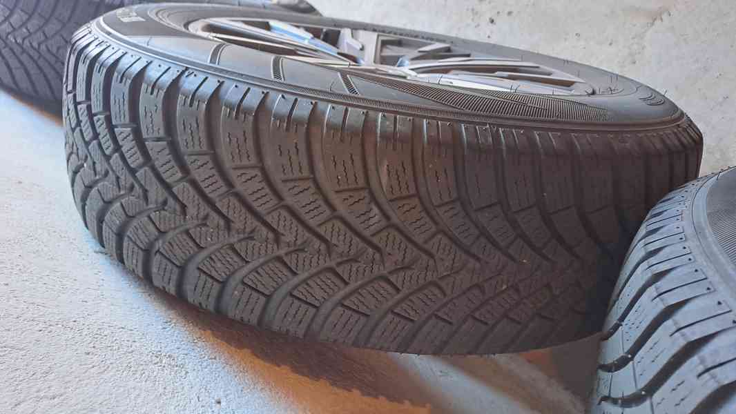 Prodám orig. sadu alu kol se zimním pneu z Hyundai Tucson. - foto 7