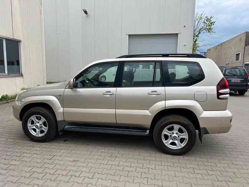 Toyota Land Cruiser 3.0 D-4D Aut. 120kw - foto 10