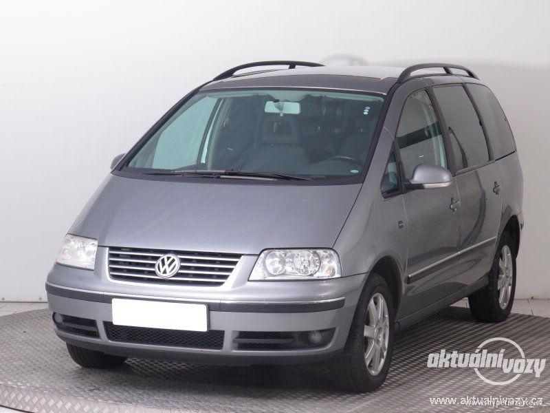Volkswagen Sharan 1.9, nafta, r.v. 2004, el. okna, STK, centrál, klima - foto 11