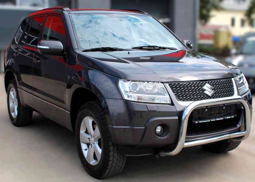 Suzuki Grand Vitara 2.4i Club benzín 124kw - foto 15