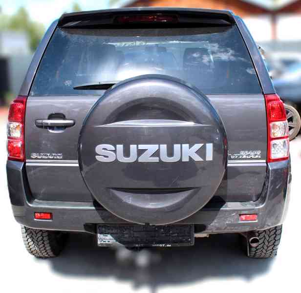 Suzuki Grand Vitara 2.4i Club benzín 124kw - foto 8