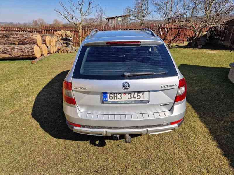 Škoda Octavia 2,0 III Scout 4x4 - foto 3