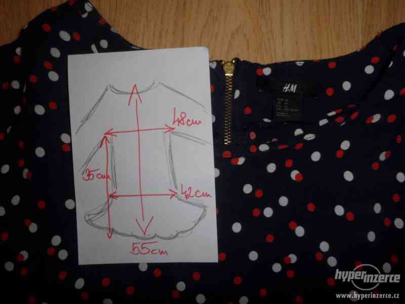 Puntikaté tričko - foto 2