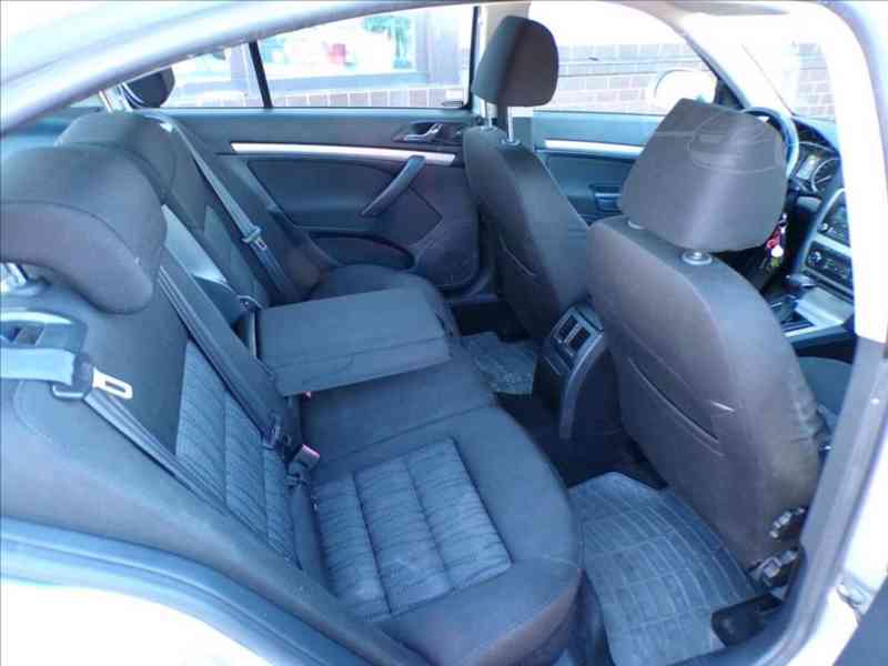 Škoda Octavia 2,0 TDI-103KW DSG - foto 10