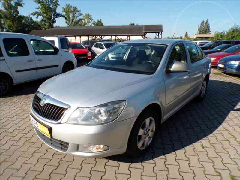 Škoda Octavia 2,0 TDI-103KW DSG - foto 2