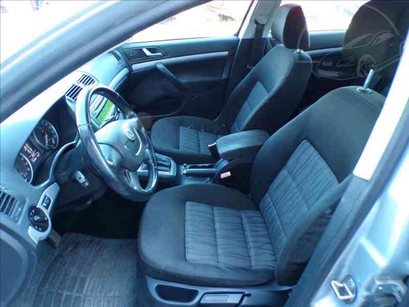 Škoda Octavia 2,0 TDI-103KW DSG - foto 7