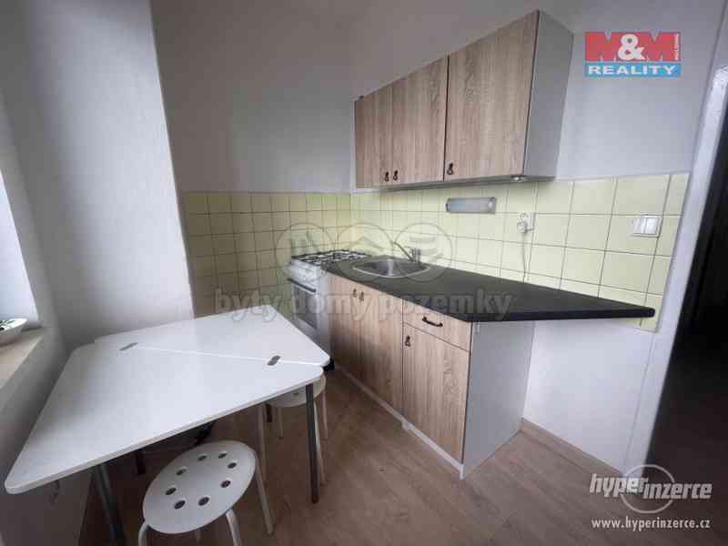 Prodej bytu 2+1, Třinec, ul. Seifertova - foto 11